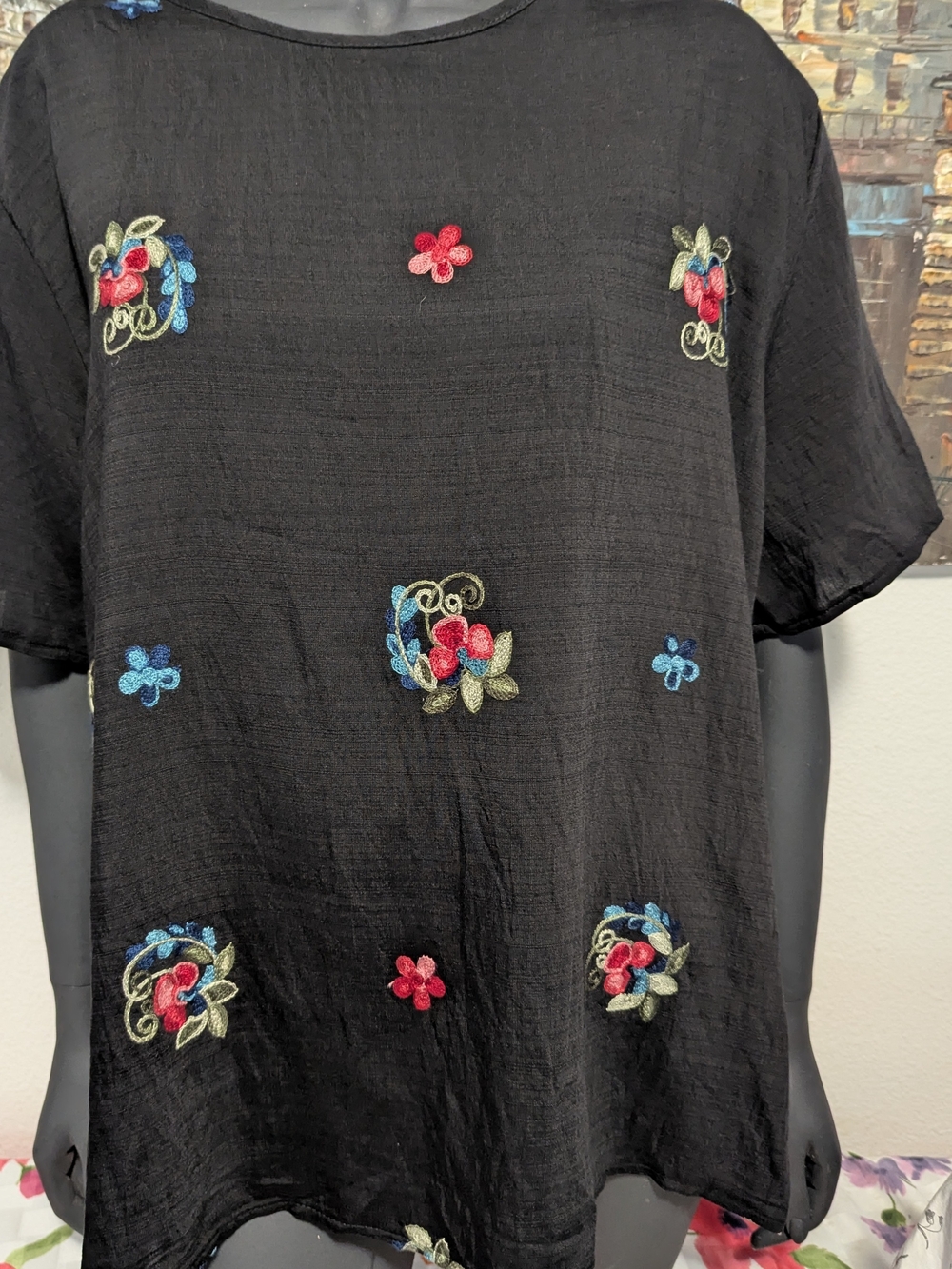 Black Embroidered Floral Short Sleeve Top